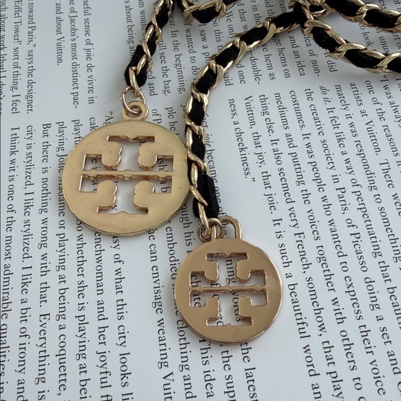 ♥️♥️♥️ Tory Burch  necklace/belt/bracelet - Picture 7 of 11
